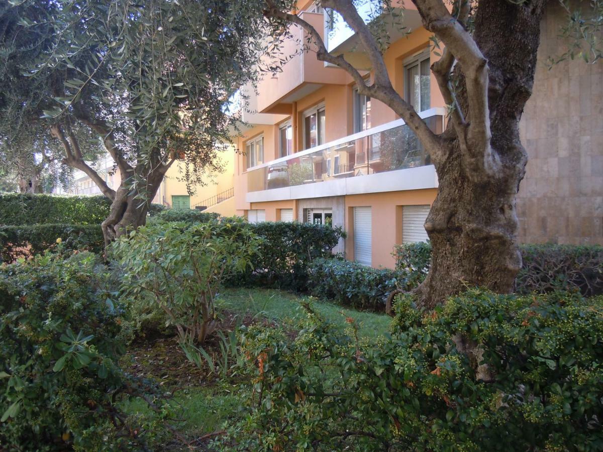 Résidence Le Méditerranée Menton Exterior foto